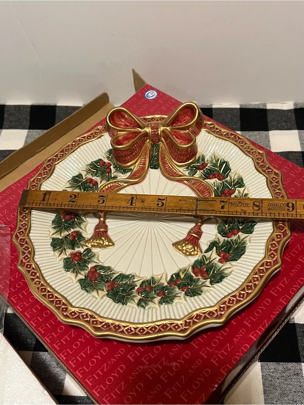 NWT NOEL COLLECTION CANAPÉ PLATE.